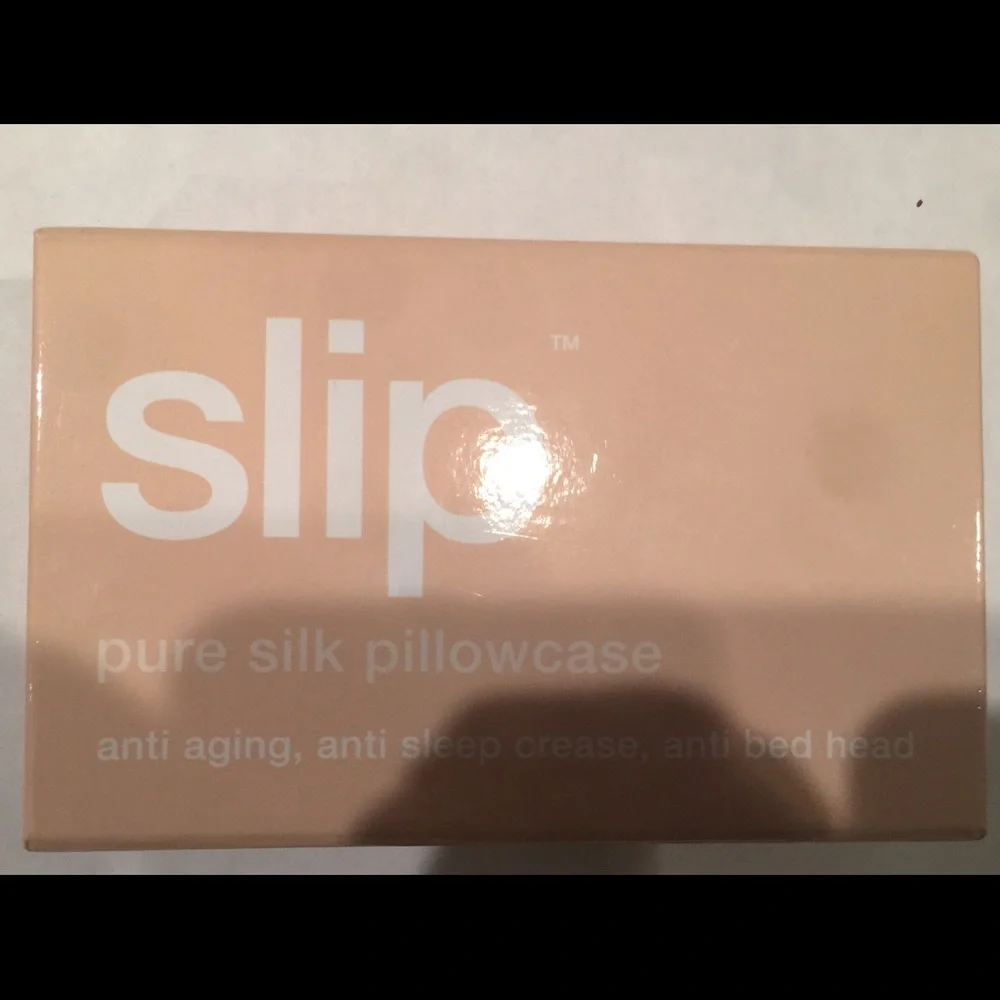 Slip pure silk pillowcase slipsilk white or pink queen standard 20” x 30”. NIB